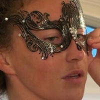 Карли Тейлор Голая