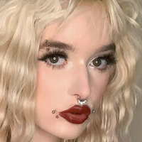 кармалуна Голая