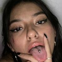 Каролина Май Голая