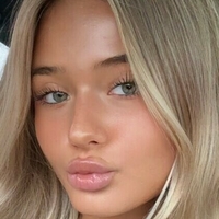 КеннаБрукс Голая