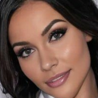 Лайла Уокер Голая