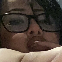 Лилтрэвиcаа Голая