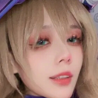 Лиза Косплей Голая