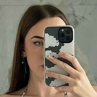 Лола Дэвис Голая
