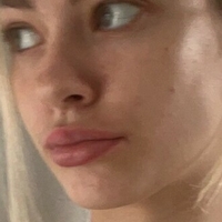 лолайслаки Голая