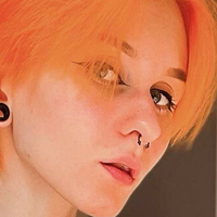 Луна Церберус Голая