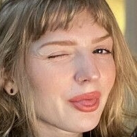 Лавли Люси Голая