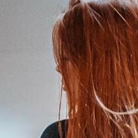 Луиза Г. Карвальо Голая