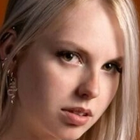 Лука Остэ Голая