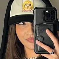 мэддиравес Голая