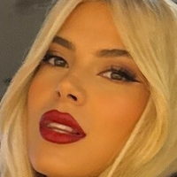 Марина Вьолца Голая