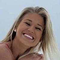 Мишель Бриетцке Голая