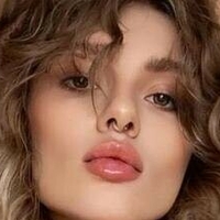 Микаа Лав Голая