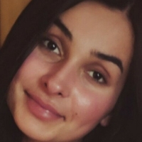 Милихолиси Голая