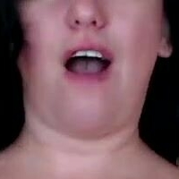 Моммила Голая