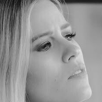 мс. лифтс Голая