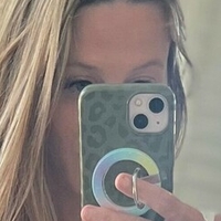 мсничоле Голая