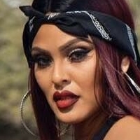 мзалист Голая