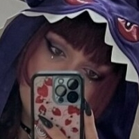 Нефини Голая