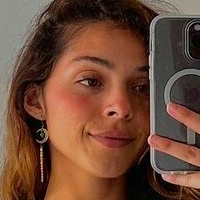 Николь Бреннан Голая