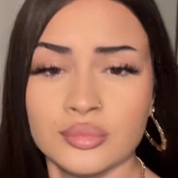 Ники Чарнока Голая