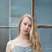Нора Квест Голая
