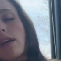 оаклейраее Голая