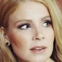 Памела Тола Голая
