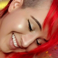 Пёрл Аран Голая