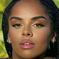 Плейвженна Голая