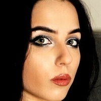 Поллибьюти Голая