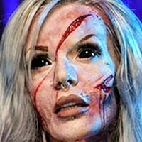 Пьюр.хоррор Голая