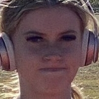 Райли Наттал Голая