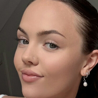 Райли Брук Голая