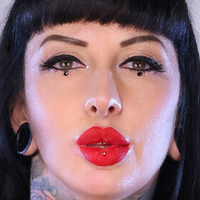 Сания Мэллори Голая