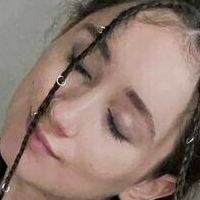 Сара Бернал Голая