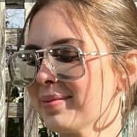 Сара Фаррелл Голая