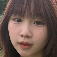 Скези Голая