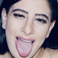 Serenasinsxxx Голая