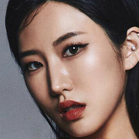 Шинью Чжон Голая