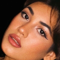 Шивани Сингх Голая