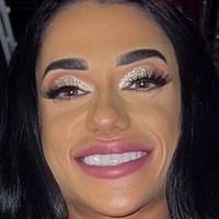 София Маудос Голая