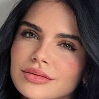 Стефани Гонсалес Голая