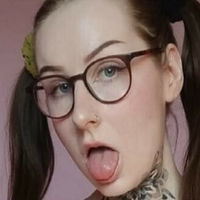 суоменпархат Голая