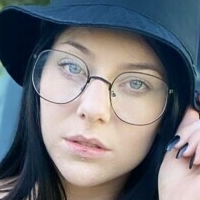 Тайсе Габриэла Голая