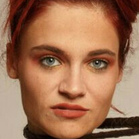 Злой дикий ребенок Голая