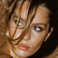 Теописти Пурлиотопулу Голая