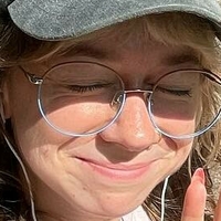 Зелёная Кнопка Голая