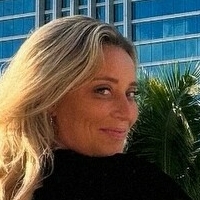 Триша Уитакер Голая