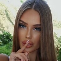 Валентина Мелис Голая